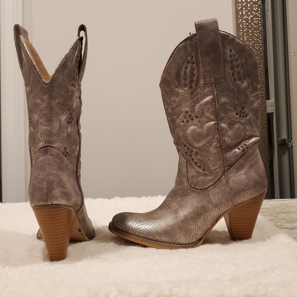 Very Volatile Studded Boot
